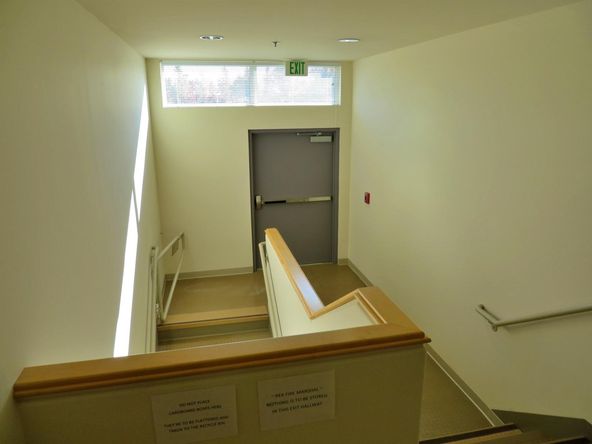 Surgery Center: 2439 Sonoma St, Redding, CA 96001
